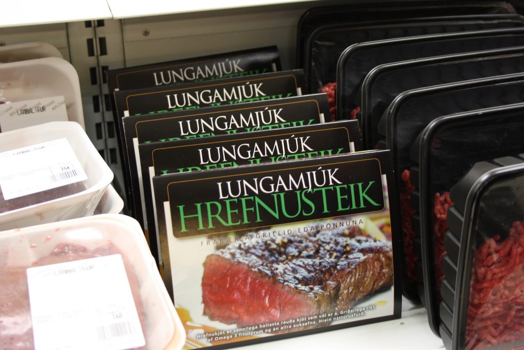 minke whale on sale iceland c.eia